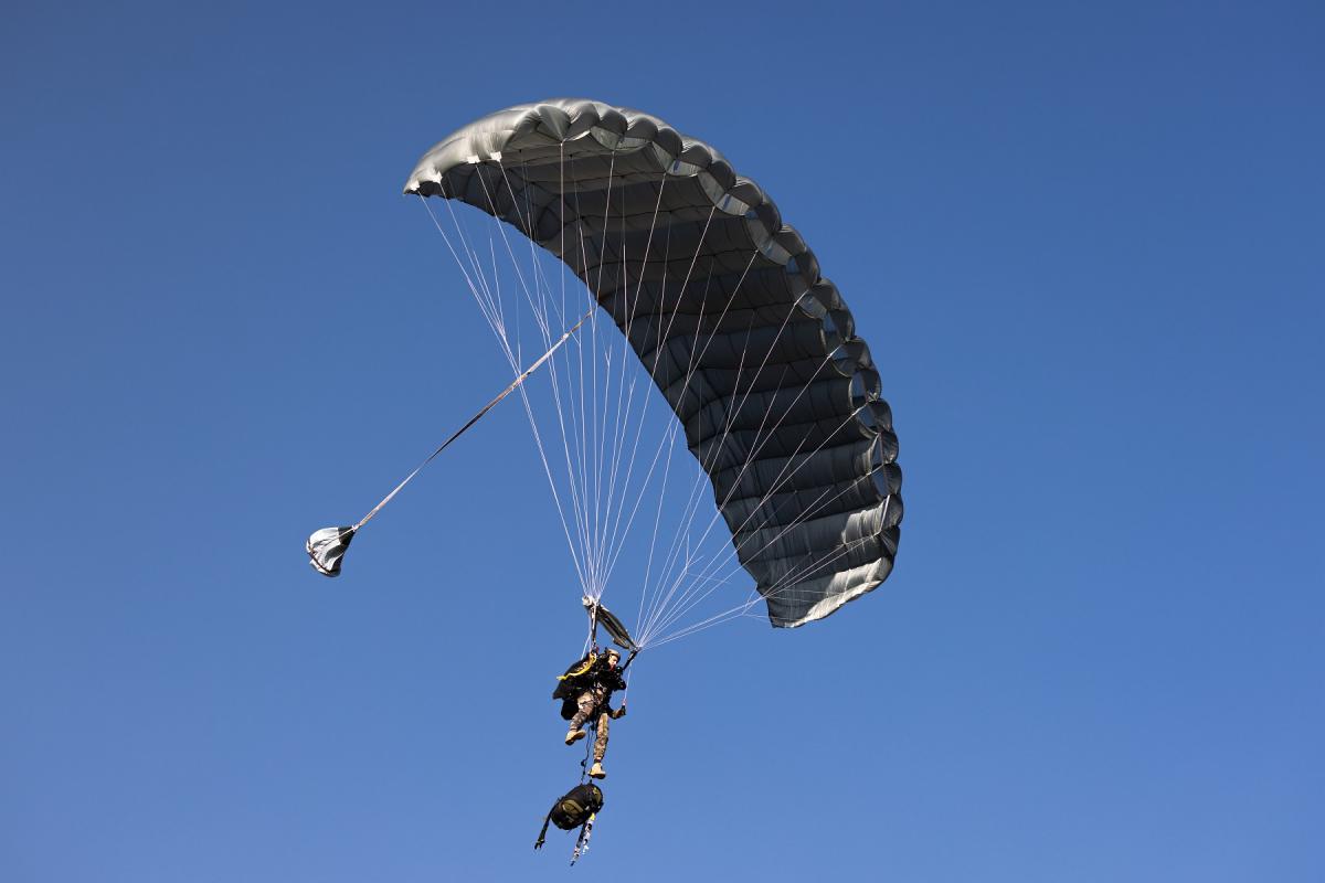 SMTCOPS,新的法国多任务降落伞系统